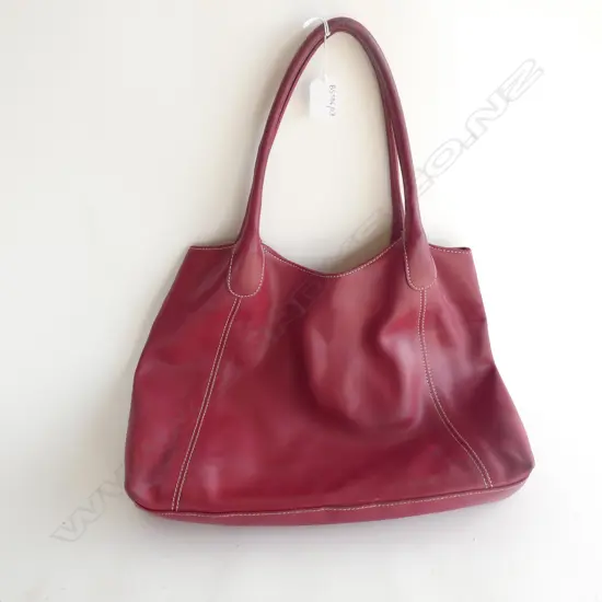 HAROLDS RED LEATHER HANDBAG MADE IN ITALY W.380mm