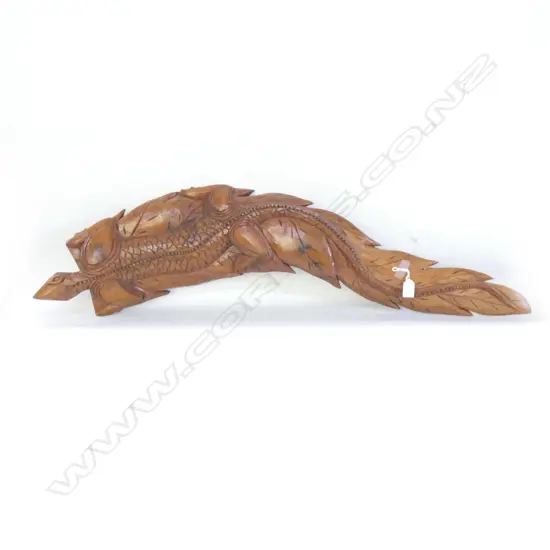 CARVED WOODEN LIZARD WALL HANGING L.1000mm