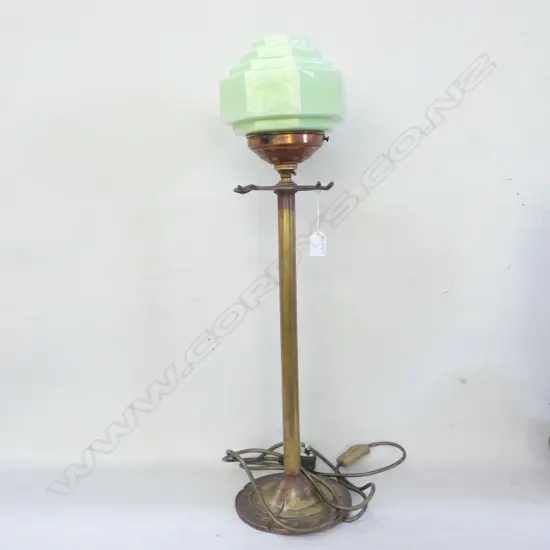 ART DECO TABLE LAMP w. GREEN GLASS SHADE H.670mm
