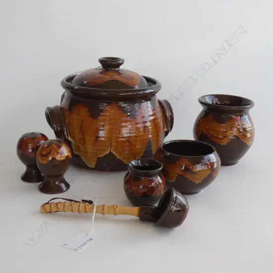 JACKIE CRESPIN STUDIO POTTERY CASSEROLE 170mm dia, SALT, PEPPER, MUSTARD, GRAVY POT & LADLE + SMALL BOWL 95mm dia