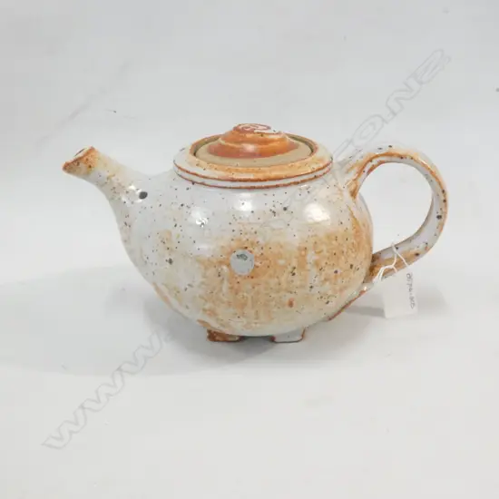 SHINO GLAZED? TEAPOT ON FEET H500 MM POTTERS STAMP