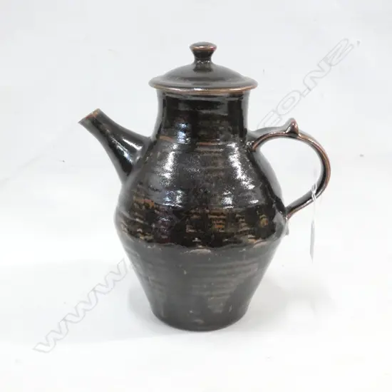 LIDDED COFFEE POT  H250 X 160MM POTTERS STAMP