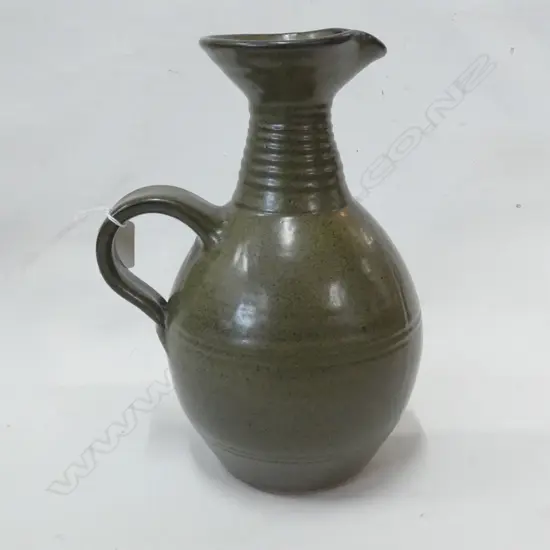 CARRICK OLIVER JUG H270 X 160MM POTTERS STAMP