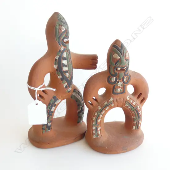 PR POTTERY MAORI FIGURES, SIGNED ARUMIA WIMUTU, TALLEST 190mm