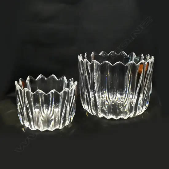 2 ORREFORS CRYSTAL BOWLS H. 180 DIA 225 MM