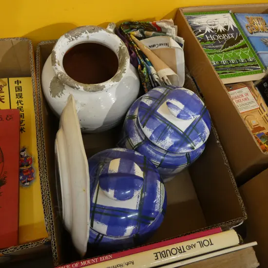 BOX LOT ASST. CERAMICS