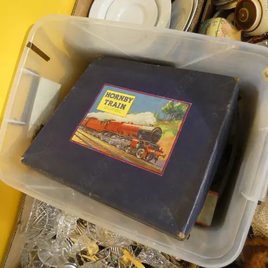 BOX LOT HORNBY TRAINSET ETC