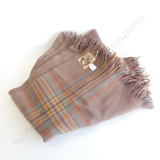 VINTAGE KAIAPOI WOOLLEN Co. (MAORI CHIEF LABEL) BLANKET