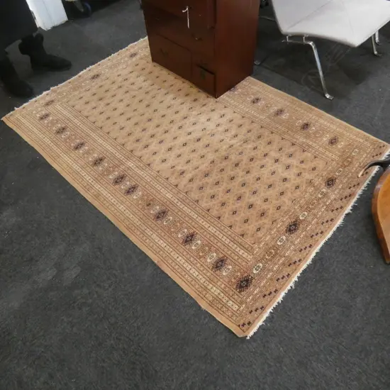 HAND KNOTTED WOOL PILE RUG L 1800 MM