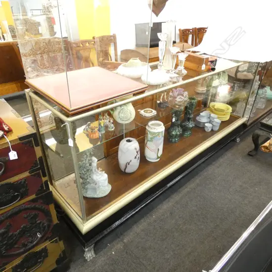 VINTAGE DISPLAY CABINET...