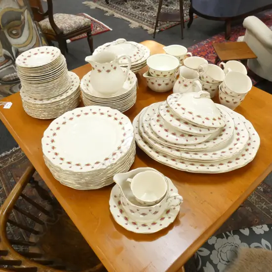 LARGE ROYAL DOULTON DINNER SERVICE APPROX 83 PCES...