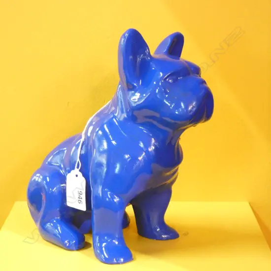 BLUE RESIN DOG H.190mm
