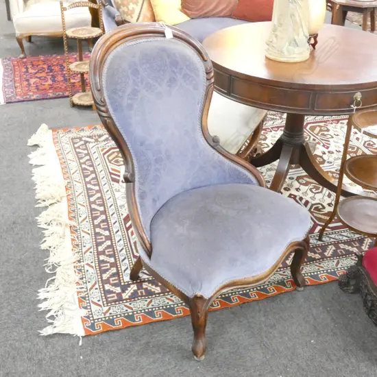 A VICT MAHOGANY FRAMED SPOON BACK CHAIR