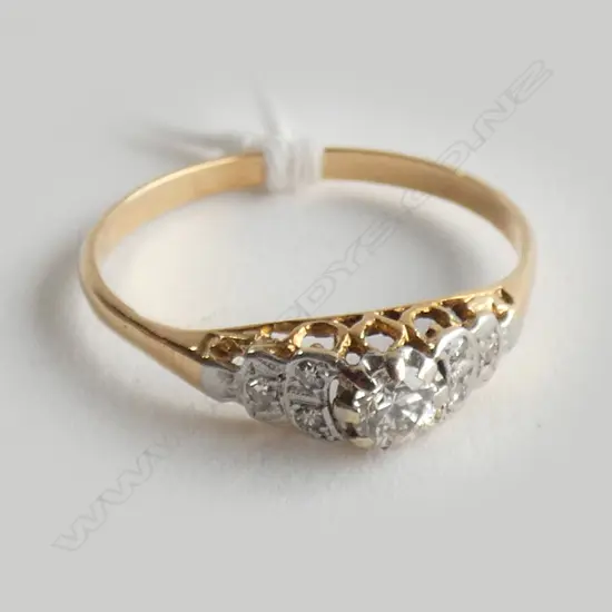 18CT Y & WG SOL DIAMOND .16CT CENTRE WITH SHOULDER  DIAMONDS