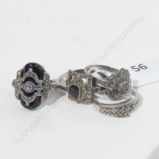 5 SILVER GARNET/ONYX AND MARCUSITE RINGS WEIGHT 20.4 GMS