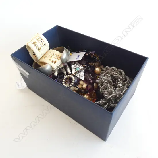 ASST. COSTUME NECKLACES