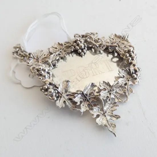 STG SILVER 'PORT' DECANTER LABEL LONDON 1962 21 GRAMS