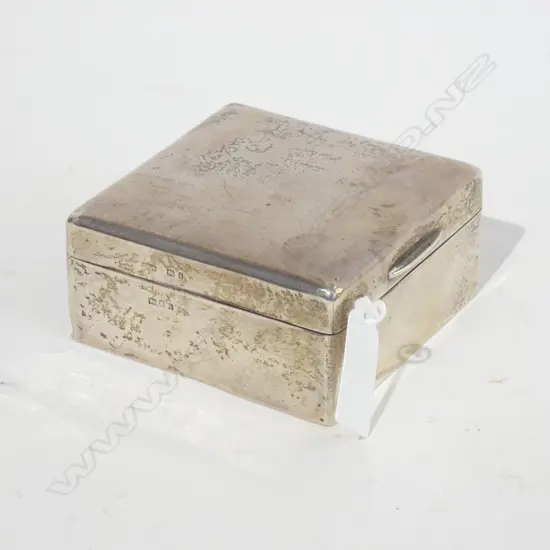 SMALL SILVER CIGARETTE BOX LONDON 1924