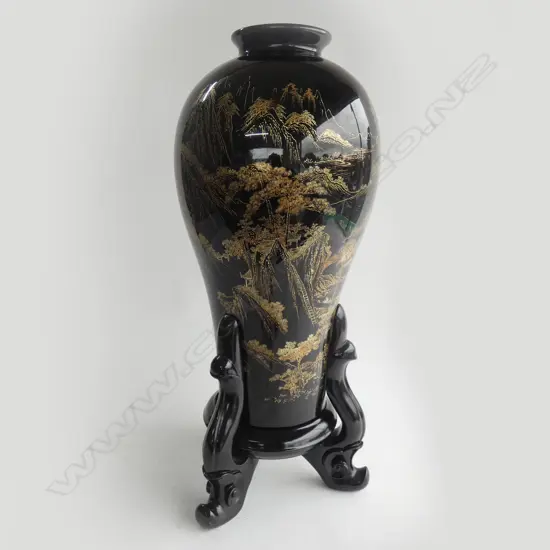 CHINESE BLACK LACQUERED VASE GUILIN MOUNTAINS H665mm