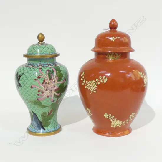 CHINESE MING STYLE COVERED JAR + QIAN LONG MARK CLOISONNE LIDDED JAR H 200 MM