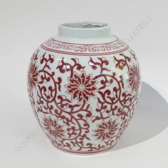 LARGE CHINESE QING STYLE RED UNDERGLAZE JAR H 200 MM