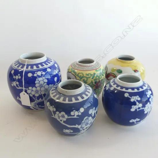 FIVE CHINESE GINGER JARS - NO LIDS (LARGEST H. 155MM