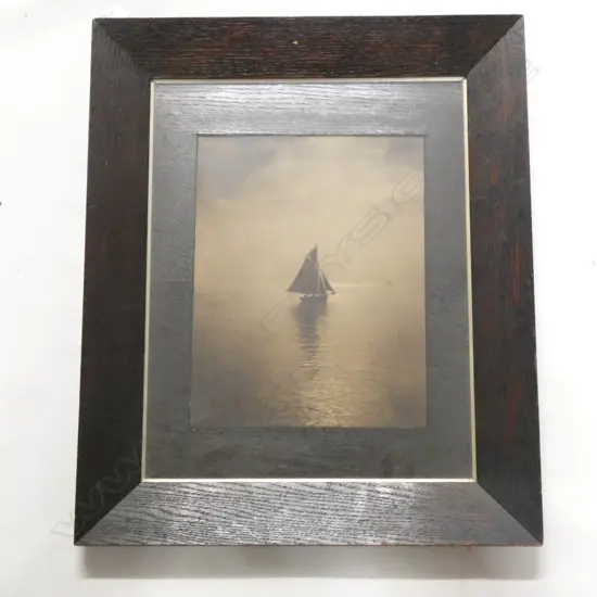 VINTAGE YACHT PHOTOGRAPH IN ORIG. OAK FRAME 355x280mm 