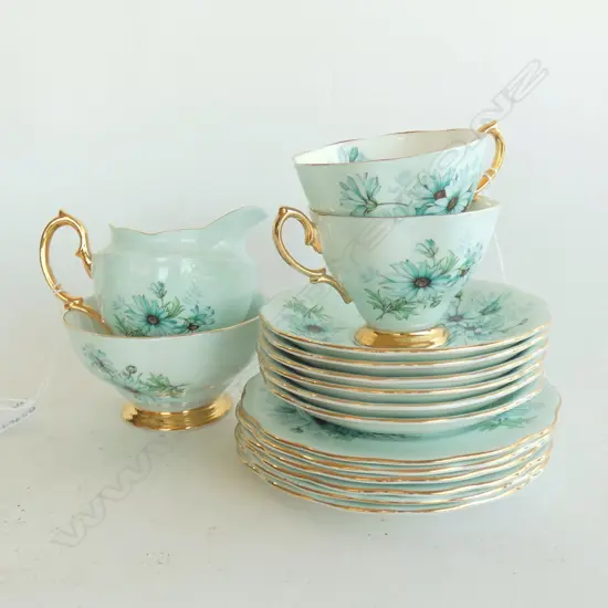 ROYAL ALBERT BLUE DAISY TEASET; 18PC 