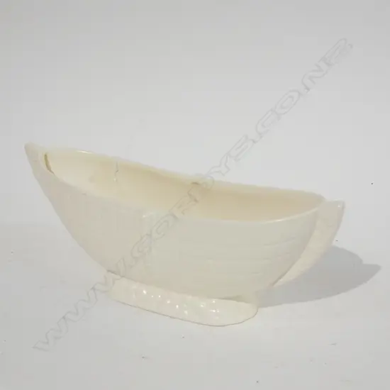 CROWN LYNN WHITE VASE L 280MM