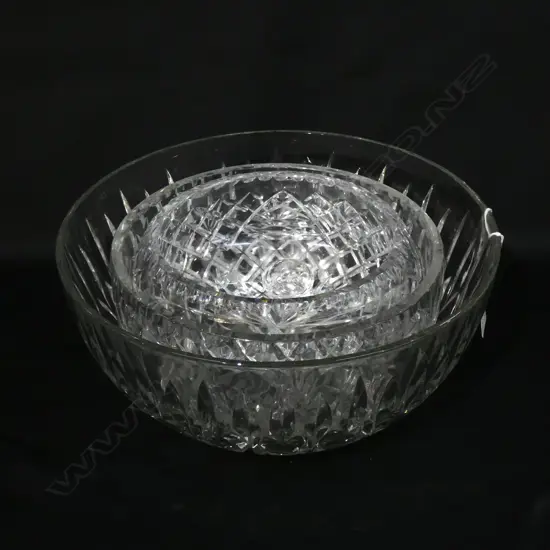 3 CUT CRYSTAL BOWLS D 270 MM