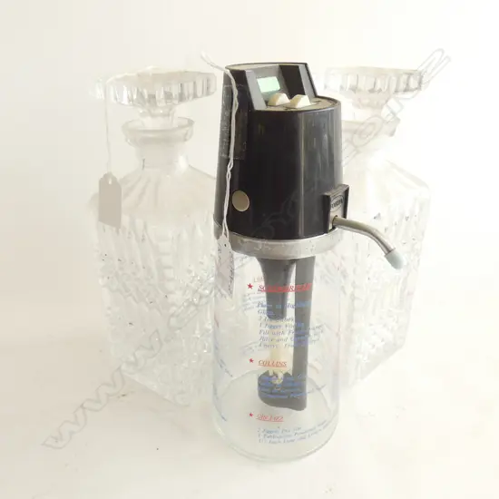 PR CUT GLASS DECANTERS (H 245MM) + A FORDA COCKTAIL MIXER /DISPENSER H. 250MM