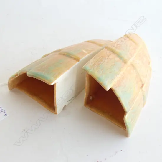 PR CROWN DEVON DECO WALL POCKETS