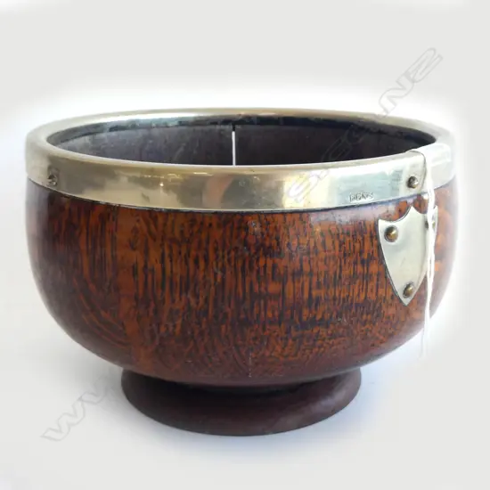 OAK EP RIMMED FOOTED BOWL A/F  DIA 185MM
