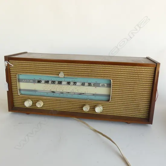 VINTAGE ASTOR RADIO L.545mm