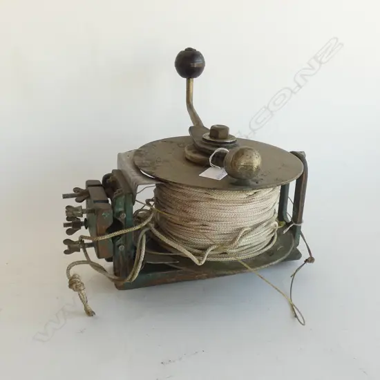 VINTAGE ROPE ON PULLER 200mm dia