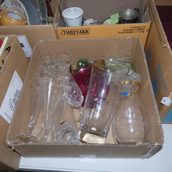 BOX LOT ASST GLASS INCL CRYSTAL / VASES/ GLASSES / DISHES ETC.
