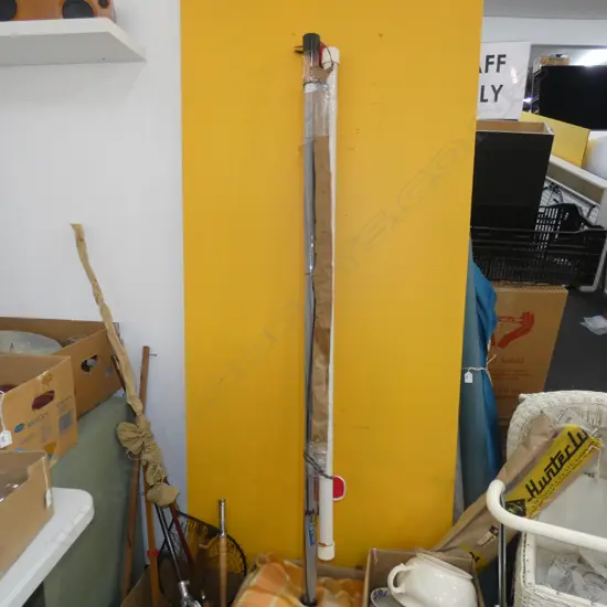 3 FISHING RODS L.1690mm