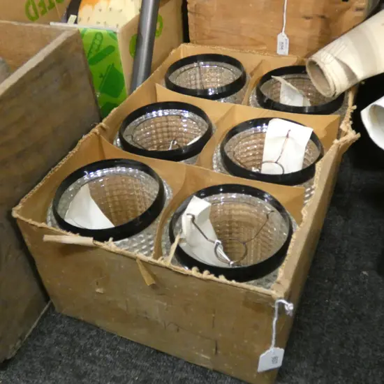 BOX LOT 6 RETRO LIGHT SHADES