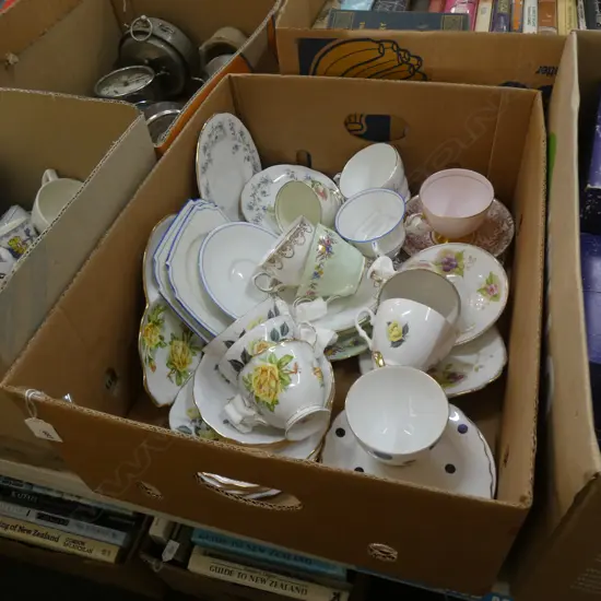 BOX ASSORTED TRIOS VARIOOUS MAKERS 