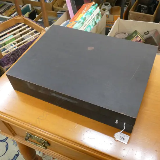 CANTEEN OF KINGS PLATE CUTLERY