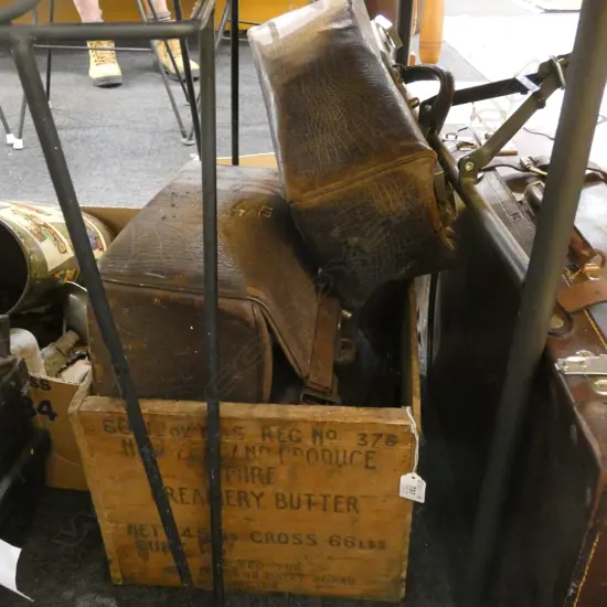 BOX 3 GLADSTONE BAGS 