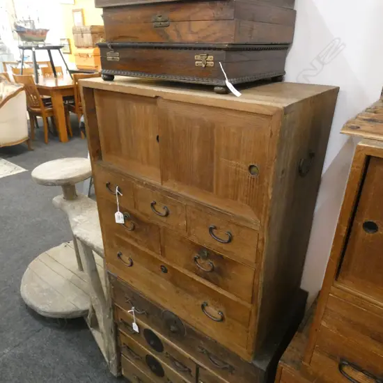 TANSU CHEST