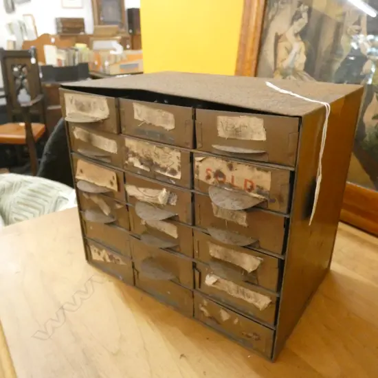 VINTAGE METAL TOOL CHEST 245x155x210mm