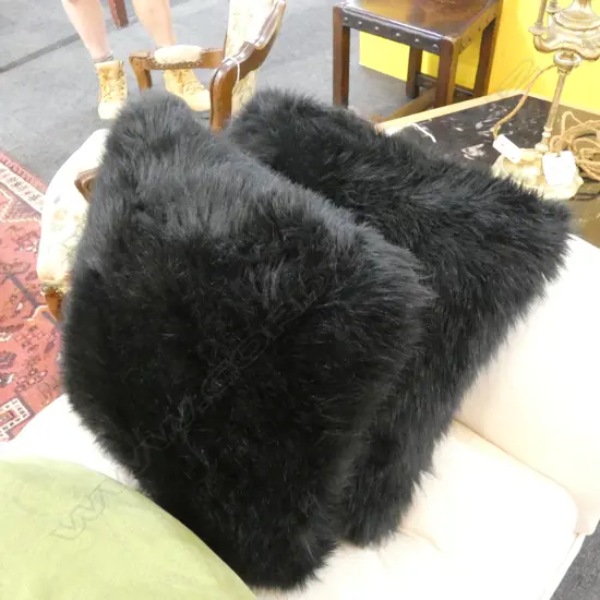 PR URBAN LOFT BLACK FAUX FUR CUSHIONS 450 X 450MM