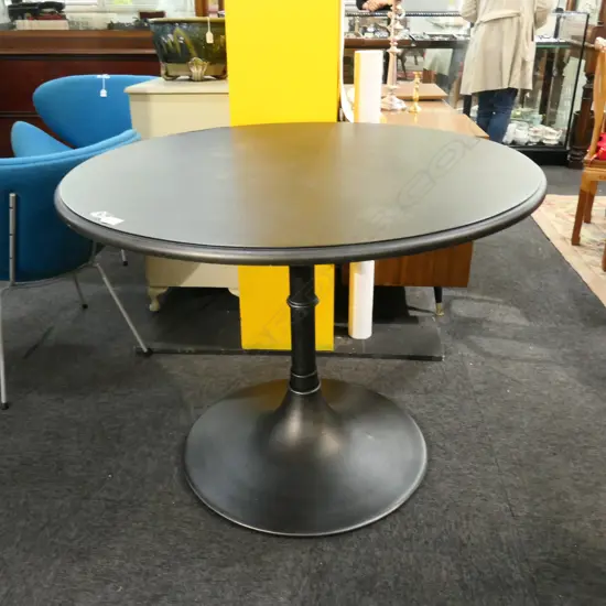 ROUND MODERN TABLE TULIP BASE DIA. 1000mm