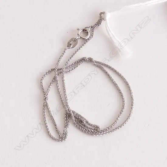 9CT WHITE GOLD CHAIN 1.6gm