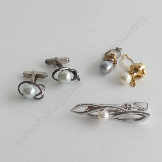 STG SILVER & NATURAL PEARL CUFFLINKS, TIE PIN & STUDS 22 GRAMS