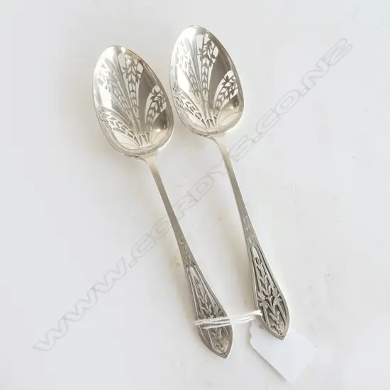 PR ROBERTS & BELK STG SILVER SALAD SERVERS L 215MM SHEFFIELD 1919 125GMS