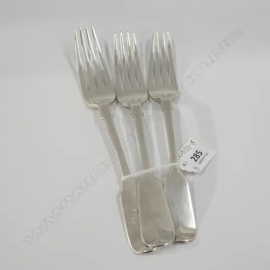 3 STG SILVER DINNER FORKS EXETER C1859/60  230GMS