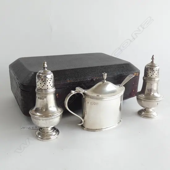 STG SILVER CONDIMENT SET; S&P, BLUE GLASS LINED LIDDED JUG & SPOON LONDON 1898-1900  185GMS IN ORIGINAL BOX